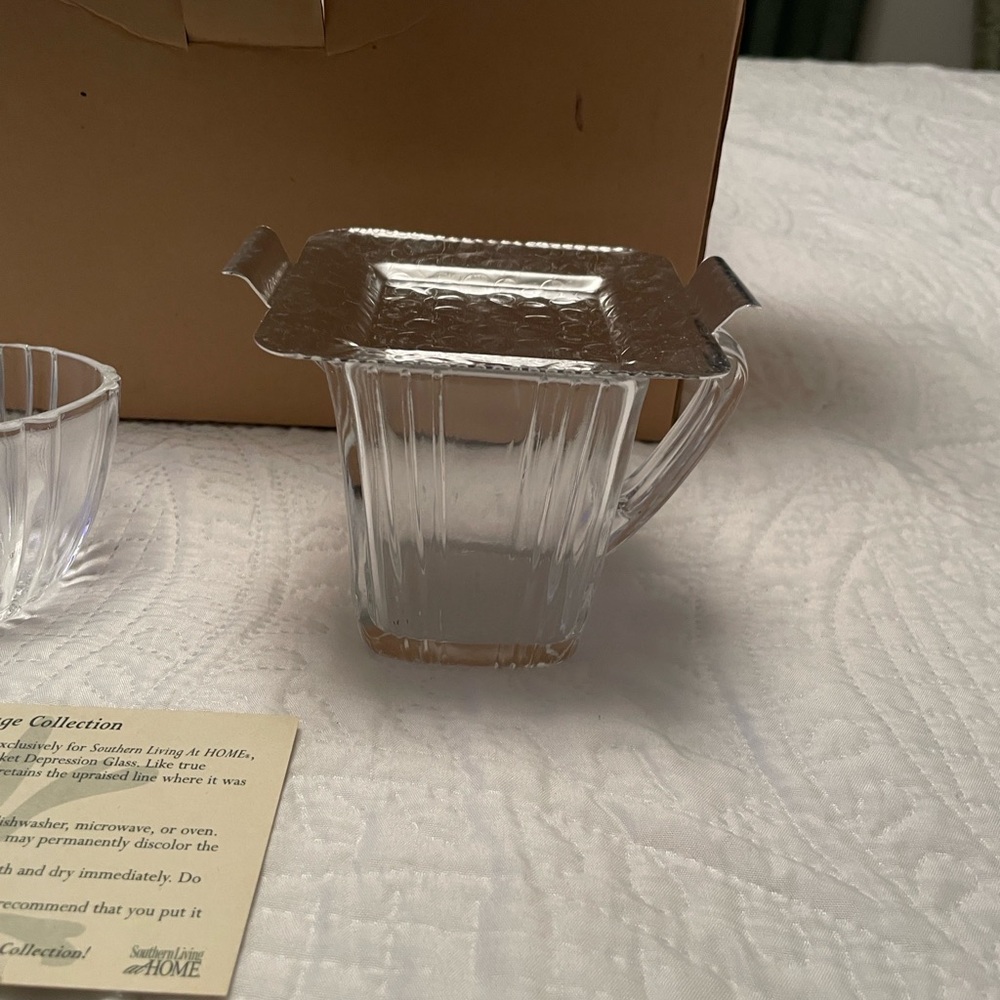 NIB Southern Living at Home Vintage Collection Creamer & Sugar Set #40514 - Picture 9 of 17